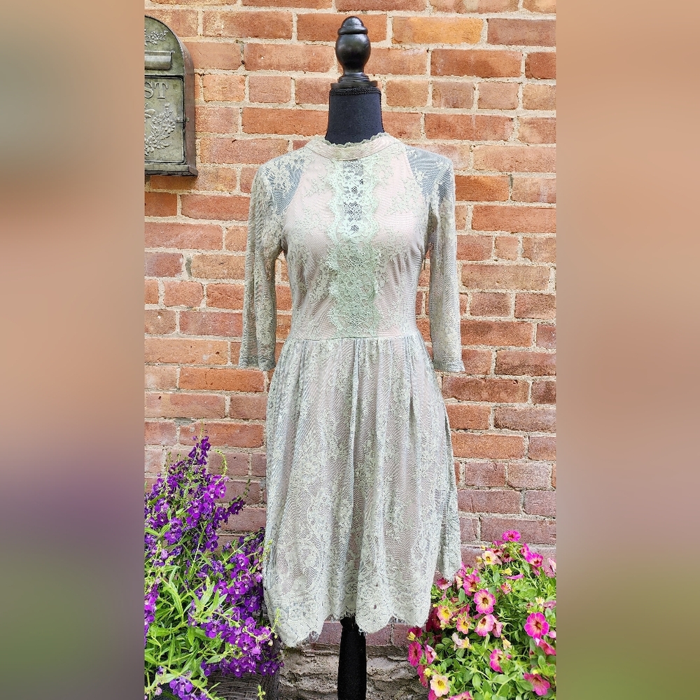 Soiéblu Mint Green Lace Dress